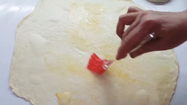 Мега вкусная катлама..самая вкусная лепёшка смотреть онлайн