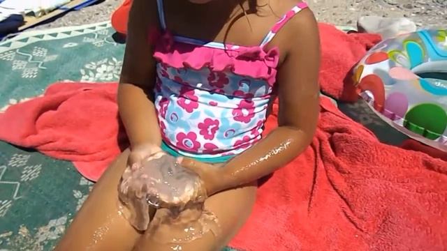 ☼ МУМБА-ЮМБА, РУСАЛКА И МЕДУЗЫ НА ПЛЯЖЕ ☼ ЧЕРНОЕ МОРЕ, ГЕЛЕНДЖИК 2016 День #9 смотреть онлайн