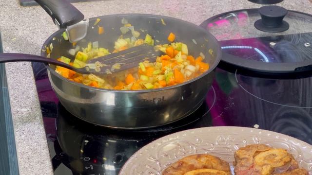 СТЕЙК оссобуко на СКОВОРОДЕ в ДУХОВКЕ | Бюджетный РЕЦЕПТ с итальянским акцентом смотреть онлайн