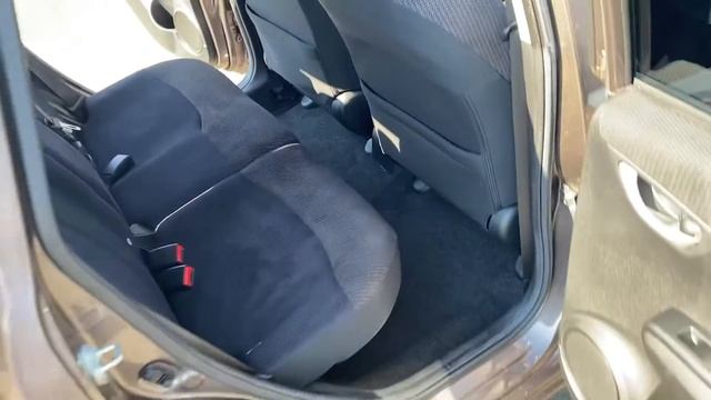 Honda Jazz 1.4 i-VTEC ES Plus CVT Euro 5 5dr 2015/15 смотреть онлайн