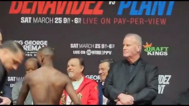 CHRIS COLBERT ROCKS THE MEXICAN FLAG AND SHOWS JOSE VALENZUELA LOVE смотреть онлайн