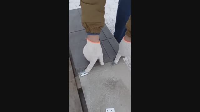 Критически разрушительное воздействие на ступени Тесс. Кувалдой по ступеням. Результат в конце. смотреть онлайн