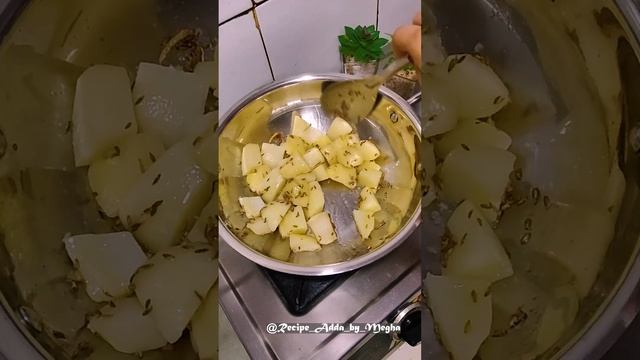 jeera aloo #recipeaddabymegha #shorts смотреть онлайн