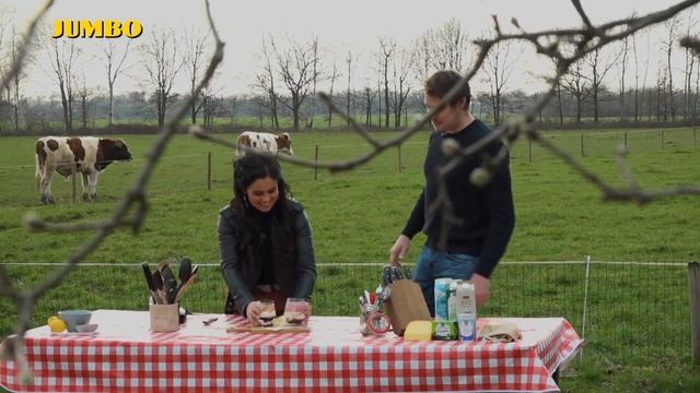 Wat eten we? Spaghetti carbonara met geroosterde groenten смотреть онлайн