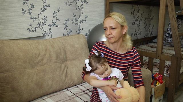 Год назад Лизе Теребовец поставили диагноз СМА. Сегодня продолжается сбор средств на лечение смотреть онлайн