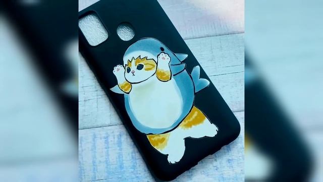 Матовый черный чехол на телефон Котенок акула смотреть онлайн