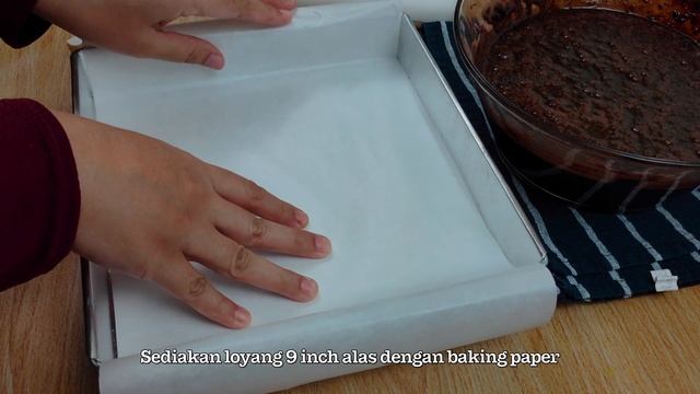 Mudah! Resepi BROWNIES SERBUK KOKO (Sukatan Cawan dan tanpa coklat masakan) 😋 смотреть онлайн