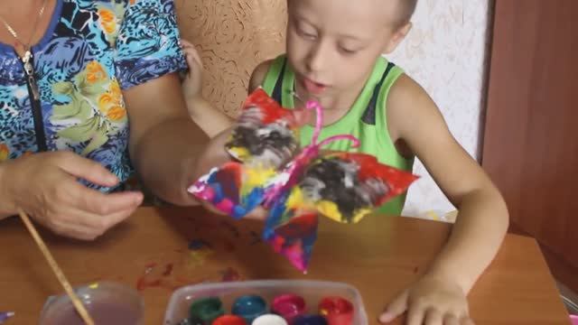 Как нарисовать бабочку. Нетрадиционная техника. Поэтапное рисование для детей 4-8 лет смотреть онлайн