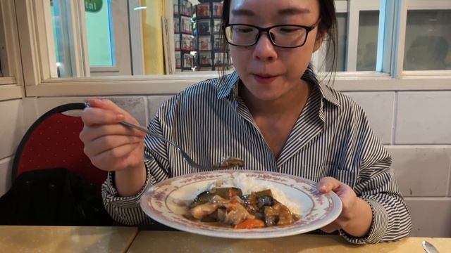 CHINESE ROASTED DUCK review in Netherlands: amazing Chinese taste at MingKee restaurant in Chinatow смотреть онлайн