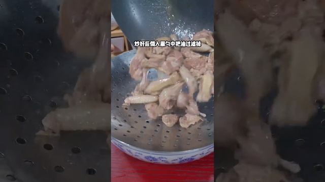 炖鸽子汤切记不要焯水和直接下锅炖，教你妙招，炖出来的鸽子汤，汤鲜味美营养不流失#妈呀太香了 #炖鸽子汤 #美食分享 смотреть онлайн