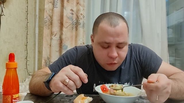 МУКБАНГ: ГОРОХОВЫЙ СУП С ЗЕЛЁНЫМ ЛУКОМ И С КОПЧЁНЫМ САЛОМ 👍👍👍👍👍👍👍👍🔥🔥🔥🔥🔥🔥🐖🐖🐖 смотреть онлайн
