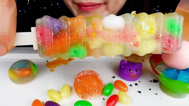 ASMR RAINBOW DESSERTS CHOCOLATE HONEY JELLY, KOHAKUTO, POPPING JELLY녹지않는 아이스크림 먹방/Shorts Nunsaegi 쇼 смотреть онлайн
