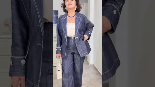 Джинсовый костюм сшили на курсе. ✂️Присоединяйтесь к нам
https://t.me/irinavard смотреть онлайн