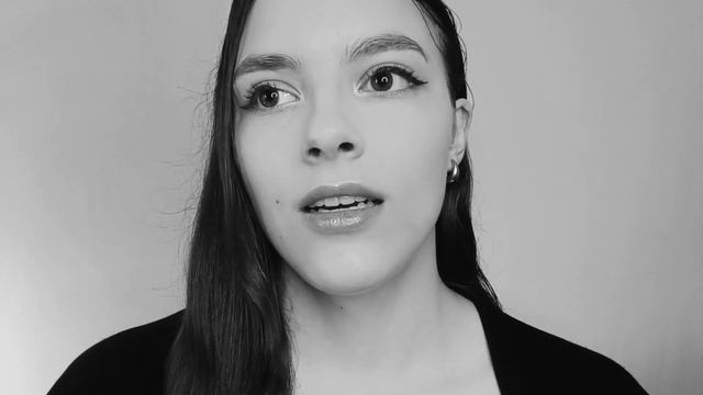 Валирия Мирн | "Рас-стояние: версты, мили…" 🖤 (автор: Марина Цветаева) смотреть онлайн