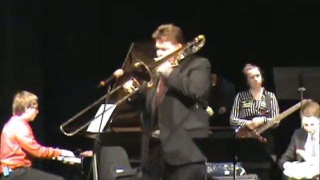 El Burrito Piccante (and The Chamber of Doom) - Xavier High School Jazz Band 2014 смотреть онлайн