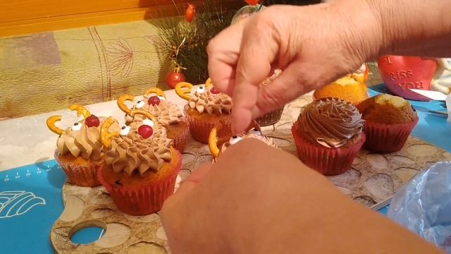 #Shorts /НОВОГОДНЕЕ МЕНЮ/КЕКСЫ/年糕Niángāo/NEW YEAR CAKES/КАК УКРАСИТЬ/ @ СЛАДКОЕ НАСТРОЕНИЕ смотреть онлайн
