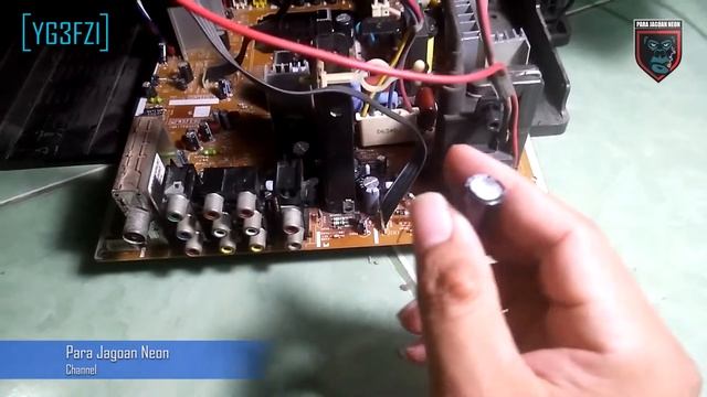 SERVICE SENDIRI TV SHARP ALEXANDER SLIM : TIDAK MAU START - SOLDER ULANG CEK PART YANG RUSAK #yg3fz смотреть онлайн