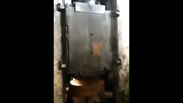 630 tons Stanko F1738 Press Friction Screw MA1666 смотреть онлайн