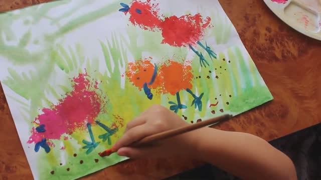 Как нарисовать цыпленка гуашью. Нетрадиционная техника. Поэтапное рисование гуашью. смотреть онлайн