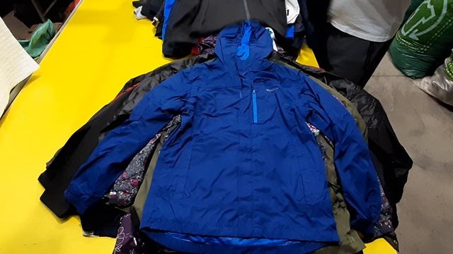 Ветровки (-UK-Ligh Zip Jackets) - C 525 смотреть онлайн