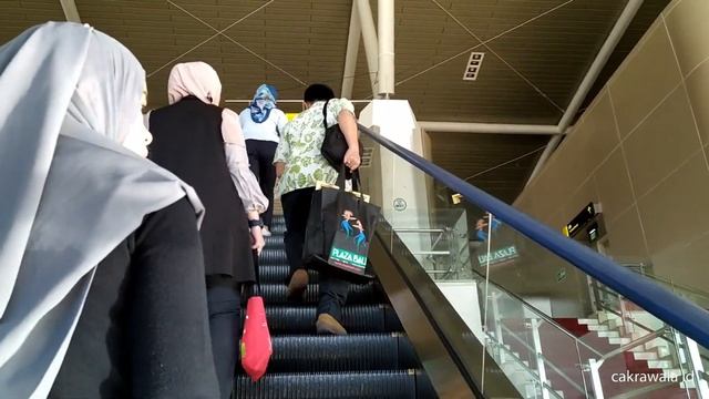 TERMINAL 2 BANDAR UDARA INTERNATIONAL JUANDA SURABAYA | REVIEW смотреть онлайн