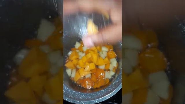 Carrots mango apple ginger puree#food#fruit#baby#shorts смотреть онлайн