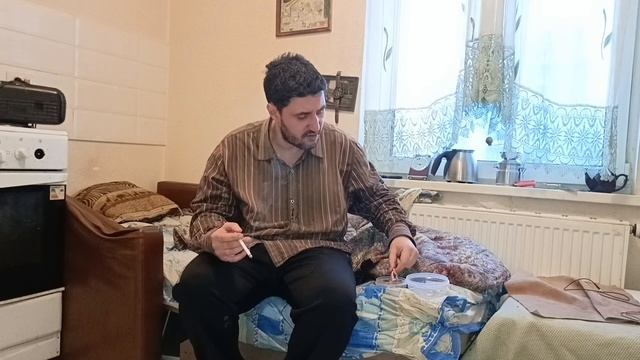 Эльдар Богунов любит кушать кальмары и мидии смотреть онлайн