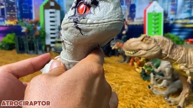 Jurassic Park & Jurassic World Dinos:Therizinosaurus, Atrociraptor, T-REX, Ampelosaurus, Spinpsauru
