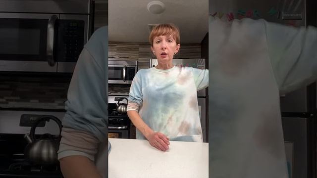 Восхитительные Безглютеновые, веганские булочки с изюмом, корицей и рубленным миндалем! смотреть онлайн