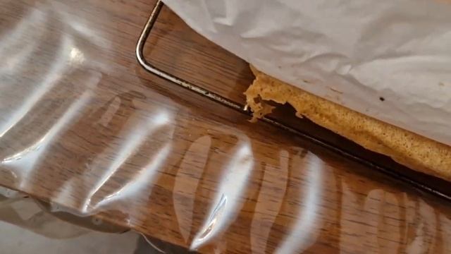 БИСКВИТНЫЙ РУЛЕТ КОТОРЫЙ ВСЕГДА ОТЛИЧНО ПОЛУЧАЕТСЯ. смотреть онлайн