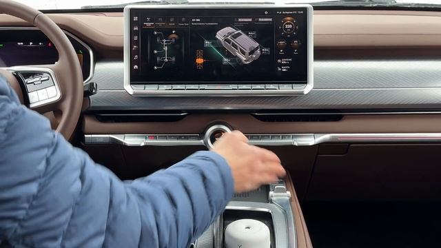 TANK 700 - Лучшая машина 2024 года? / Большой тест-драйв смотреть онлайн