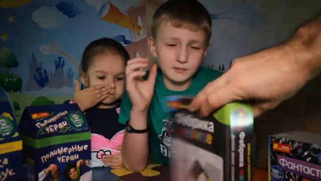 Открываем посылку #1 с опытами для детей ✔ Наборы для творчества, опыты и эксперименты для детей смотреть онлайн