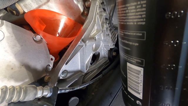 Service CVT and Front Differential OIl Can am x3 ep 142 смотреть онлайн