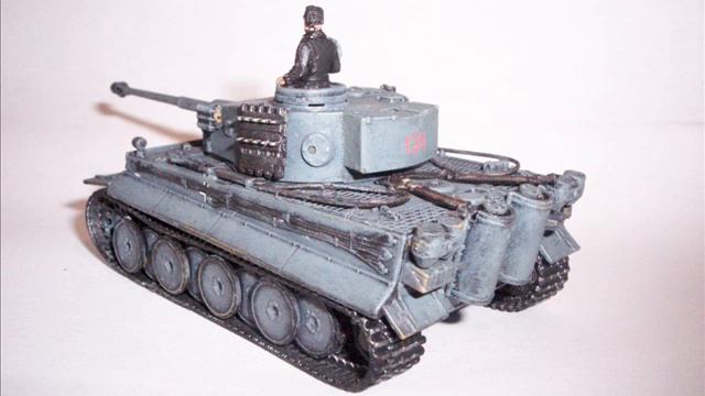 German Tiger I Tank 1:72 Built Model DC Comics Version Sgt Rock, Howling Commandos, Haunted Tank смотреть онлайн