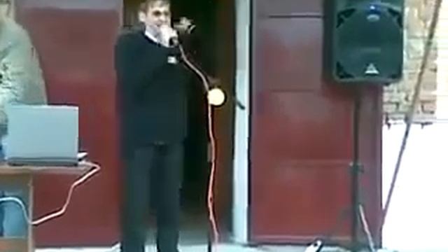 КОГДА ПРОСПОРИЛ СПОР смотреть онлайн