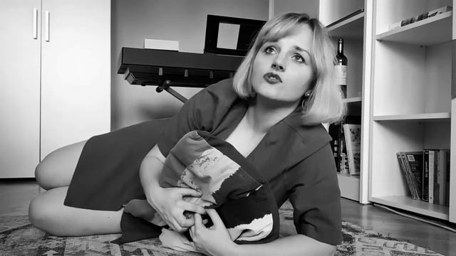 I'm in a sexy french depression - Agnieszka Tylczak (cover 'crazy ex-girlfriend') смотреть онлайн