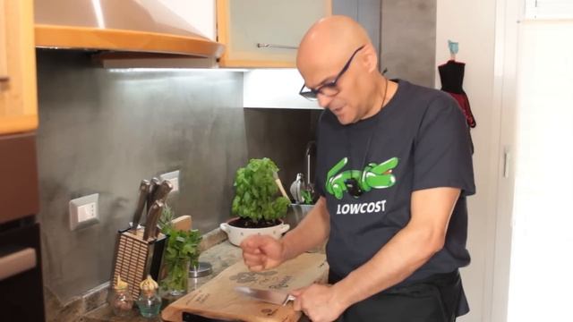 Patate Novelle Aromatizzate con le erbe Patate novelle смотреть онлайн
