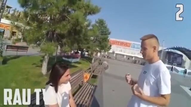 TOP 5 KISSING PRANKS | ТОП 5 КИССИНГ ПРАНКОВ смотреть онлайн