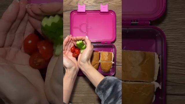 Бутерброды с вареньем и паштетом,огурец,помидор,банан,крекеры #lunchbox смотреть онлайн