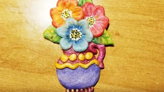 Поделки из соленого теста своими руками. Ваза с цветами. смотреть онлайн