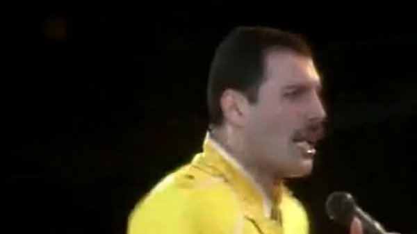 Under Pressure - Queen Live at Wembley Stadium 1986