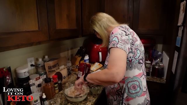 THE BEST KETO HOLIDAY COOKIES EVER with RECIPE смотреть онлайн