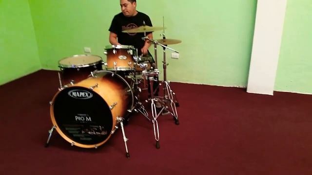 Mapex Pro M At the Church смотреть онлайн
