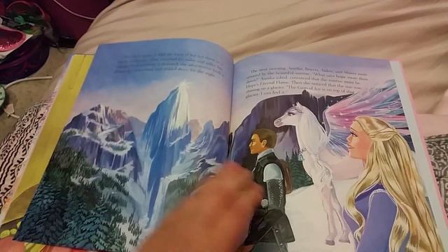 Barbie and the Magic Pegasus Book Review (Please pause if you want to read the storybook) смотреть онлайн