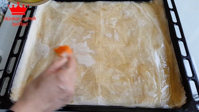 HAZIR BAKLAVALIK YUFKA İLE CEVİZLİ KEKLİ BAKLAVA TARİFİ смотреть онлайн