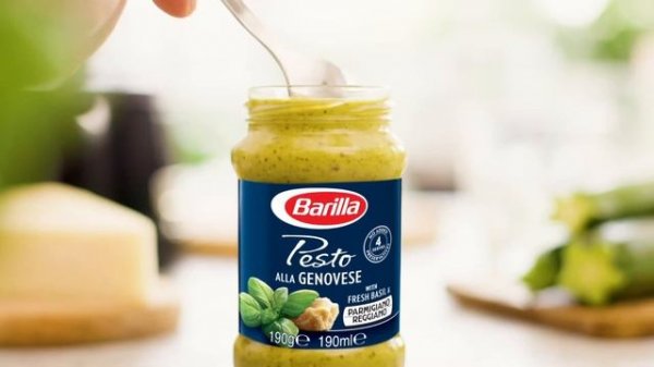 Barilla | How to make Spaghetti alla Nerano with Pesto Genovese