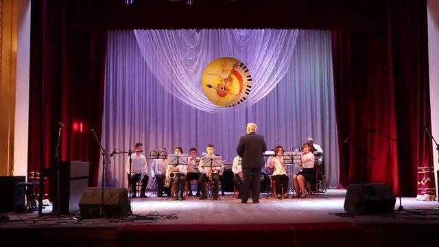 Б. Федотов. Юбилейный марш смотреть онлайн