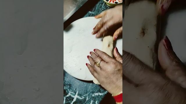 Day 14 of 30 day challenge of paratha|| Lachha Paratha|| #viral#trending#recipe#onion#shots#shorts смотреть онлайн