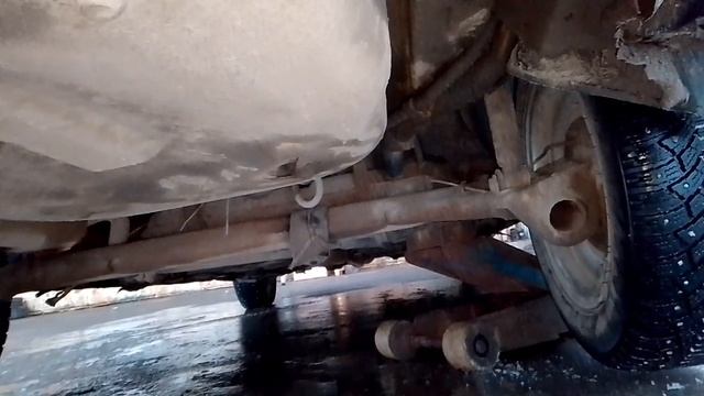 домкратим правильно гнилой автомобиль показал за какие места можно домкратить авто смотреть онлайн