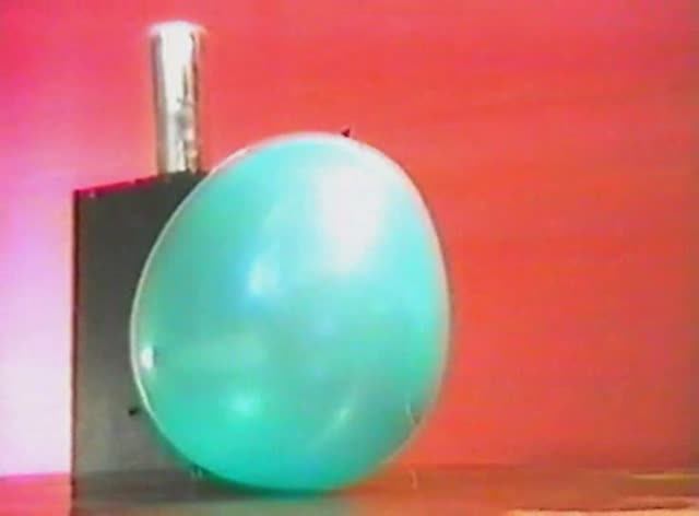 Физика. Опыты. Молекулярная физика. Модель идеального газа. Сжижение метана смотреть онлайн